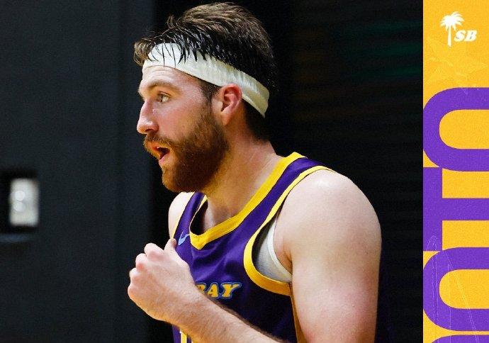 湖人官方宣布，用一份雙向合同簽下內線悍將德隆-蒂米，并裁掉了科洛克